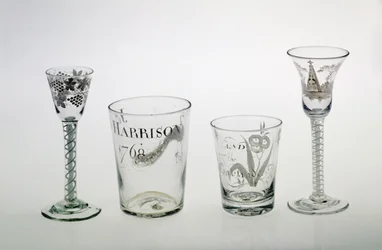 Glazen gemaakt door de familie Beilby, c.1750